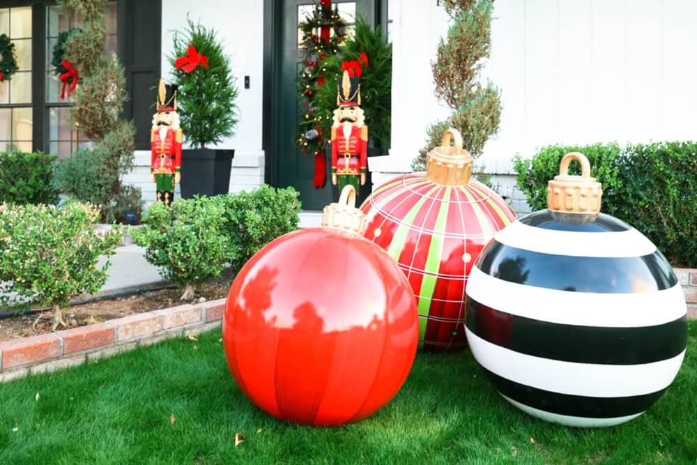 Christmas Front Porch Decor 