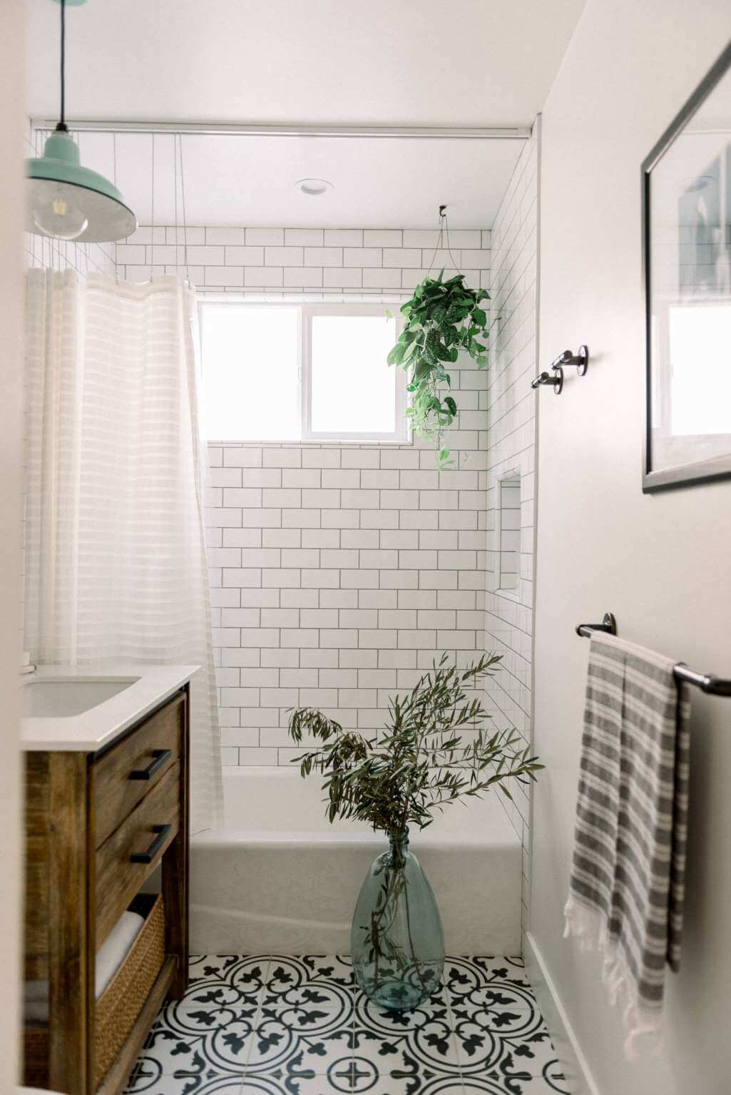 cozy bathroom features