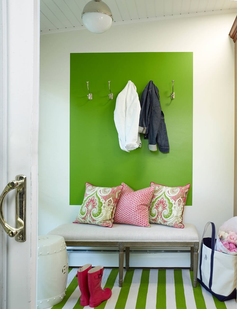 Small Entryway Decor Ideas 