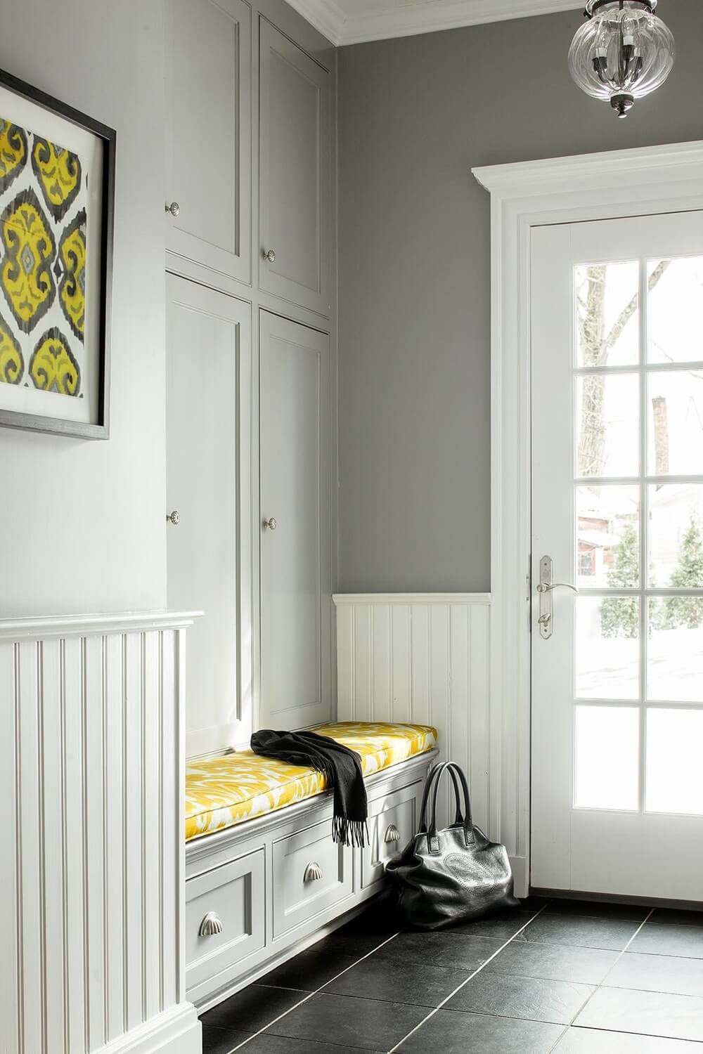 Small Entryway Decor Ideas 