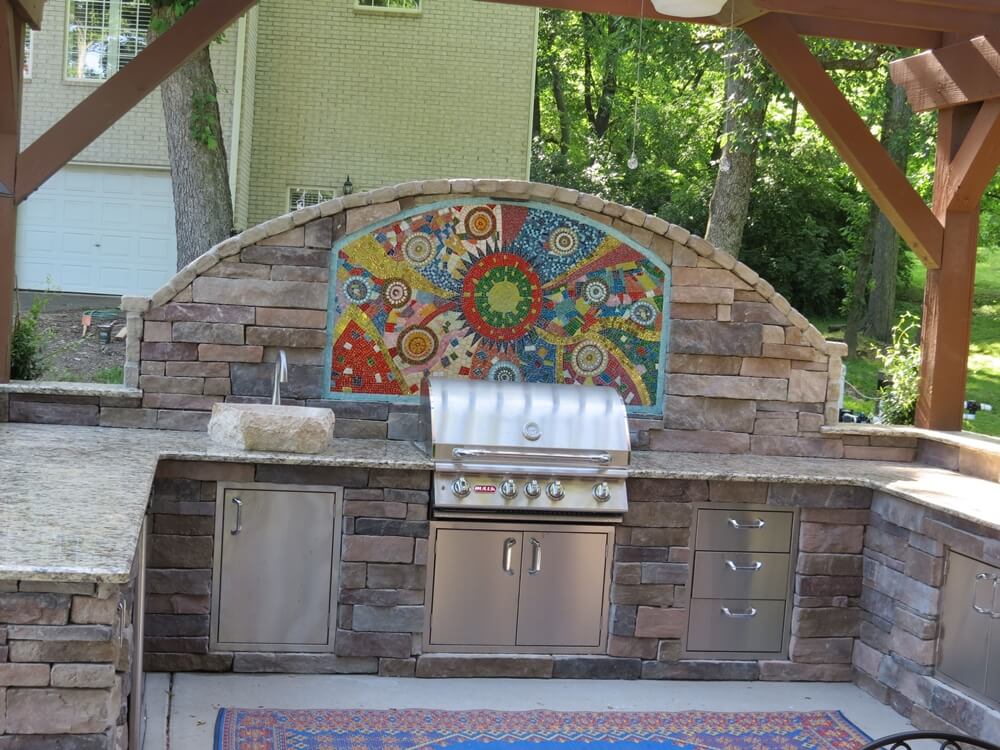 15 Interesting Outdoor Kitchen Features