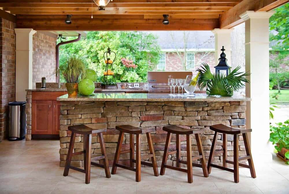 15 Interesting Outdoor Kitchen Features