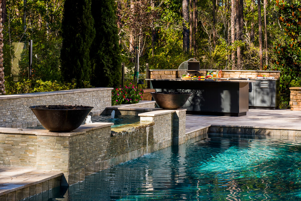 15 Interesting Outdoor Kitchen Features