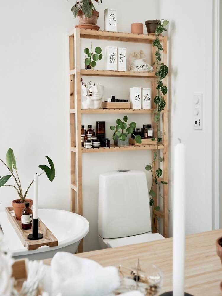 25 Best Bathroom Shelf Ideas