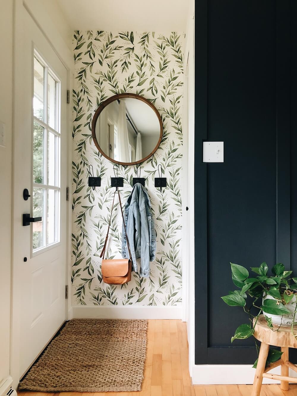 Small Entryway Decor Ideas 