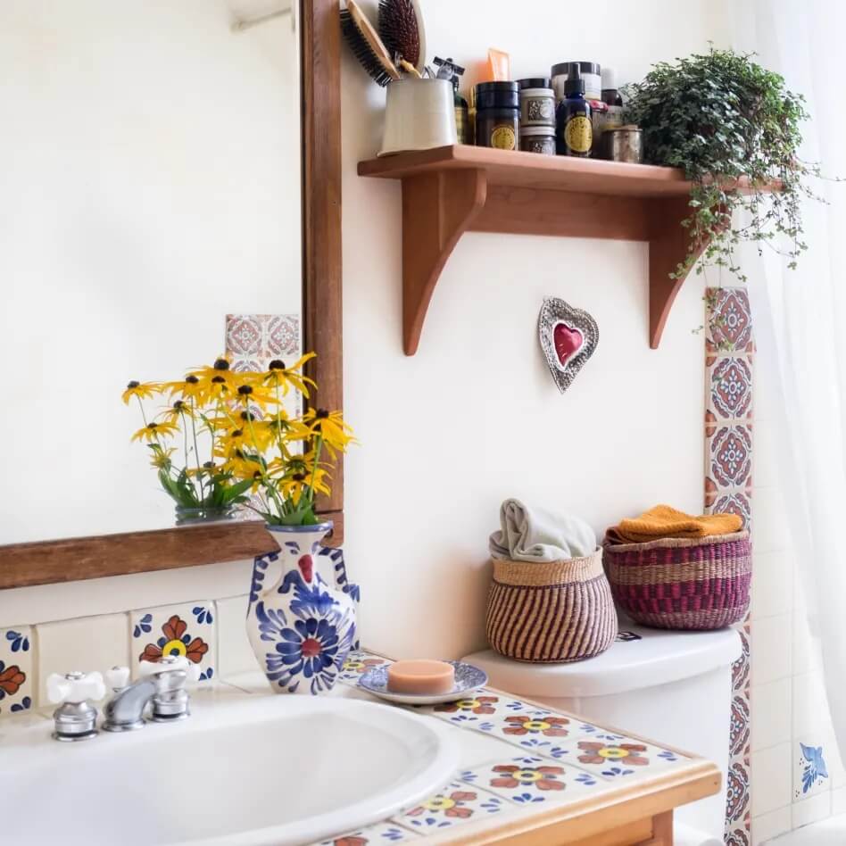 20 Colorful Bathroom Decor Ideas