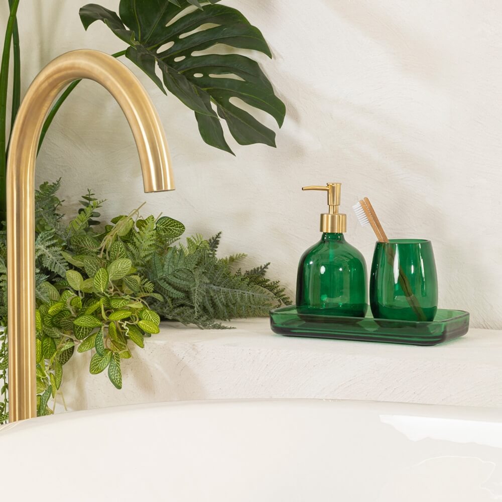 23 Green Bathroom Decor Ideas 