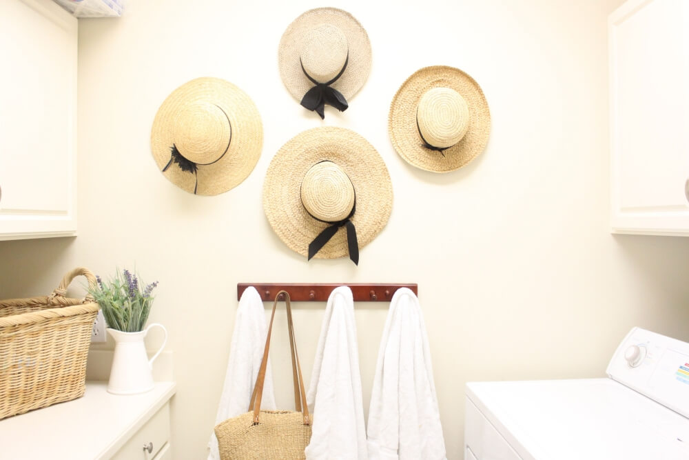 40 Laundry Room Wall Decor Ideas