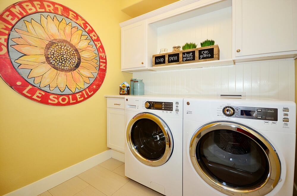 40 Laundry Room Wall Decor Ideas