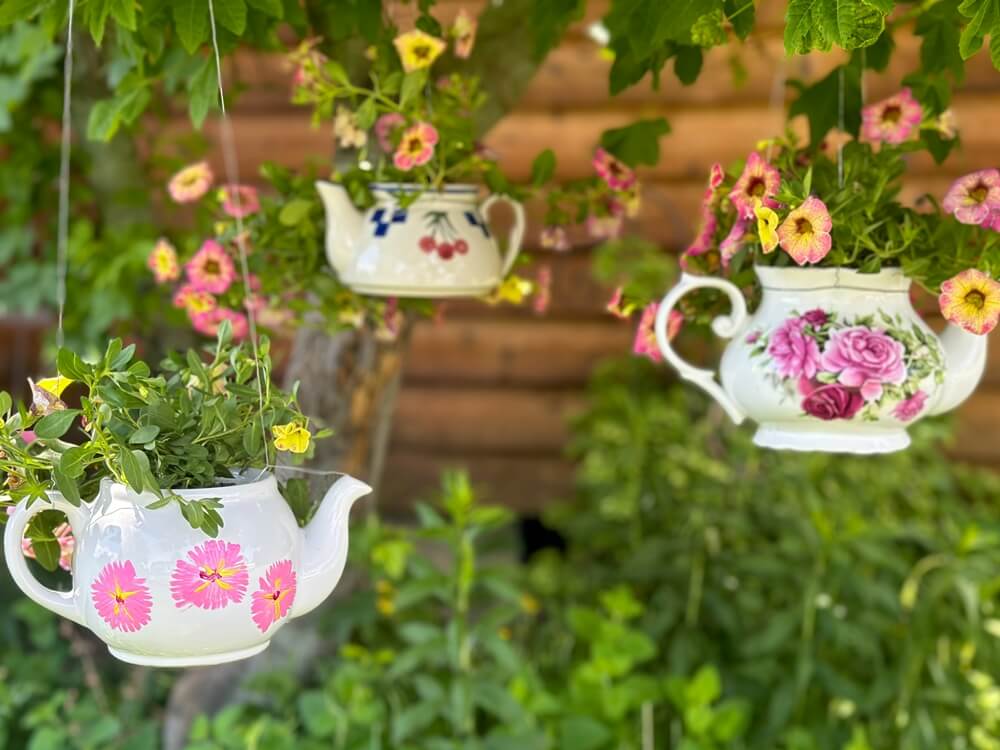 Ceramic Teapot flower pots