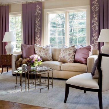 purple-curtain-combine-beige-wall-on-living-room