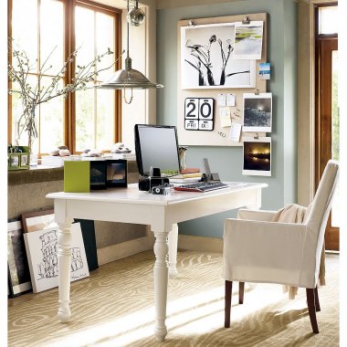 Home-Office-Decor-with-White-Color