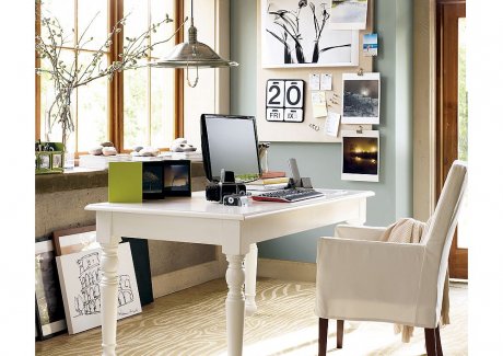 Home-Office-Decor-with-White-Color