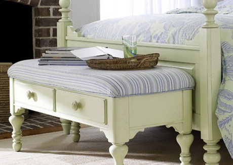 Sophisticated  and Elegant Storage Bench