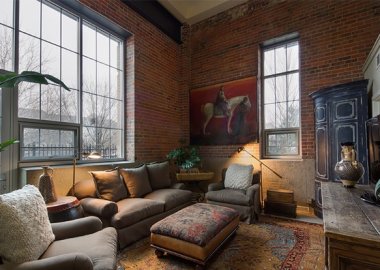 Traditional Living Room wtih Brick Wall Design