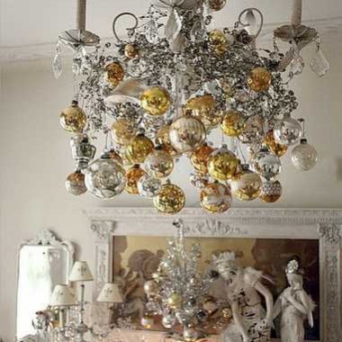 christmas-decorating-ideas-chandeliers-9