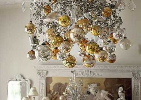 christmas-decorating-ideas-chandeliers-9