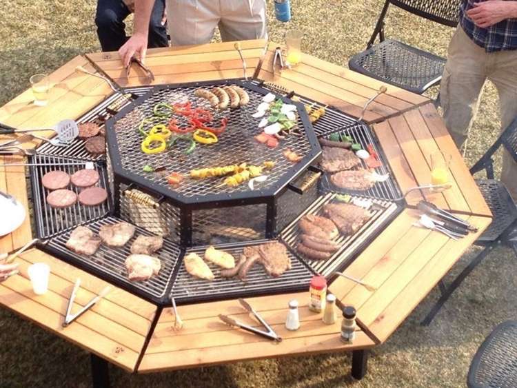 5 Cool Grills Perfect for Throwing Barbeque Parties