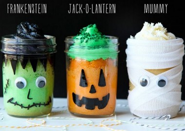 Halloween Mason Jars