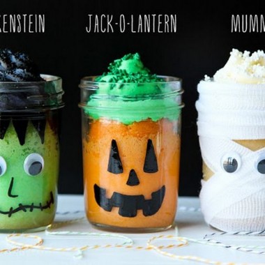 Halloween Mason Jars