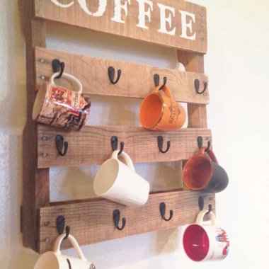 pallet coffee cup holder