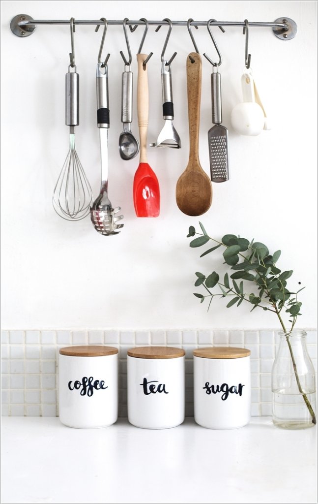 10 Cool Utensil Racks for An Organized Kitchen