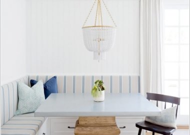 10 Amazing Table Designs for Your Breakfast Nook 5