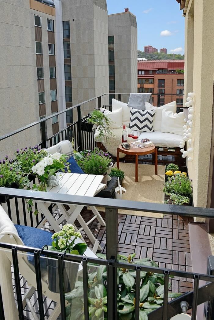 15 Wonderful Balcony Floor Ideas