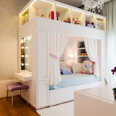 Add a Stylish Vanity Table to Your Little Girl's Room fi