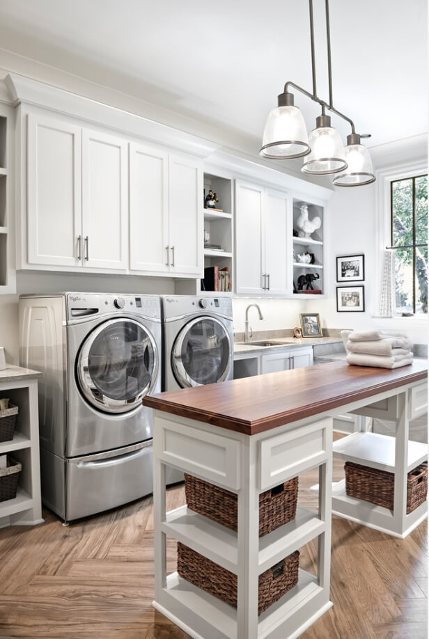 10 Laundry Room Islands That Are Functional and Stylish