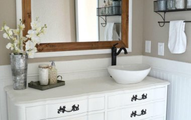 Ways to Update Your Home with Vintage Painted Furniture fi