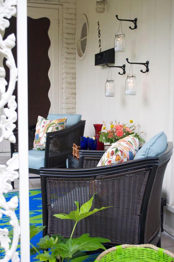 Front Porch Wall Decor Ideas