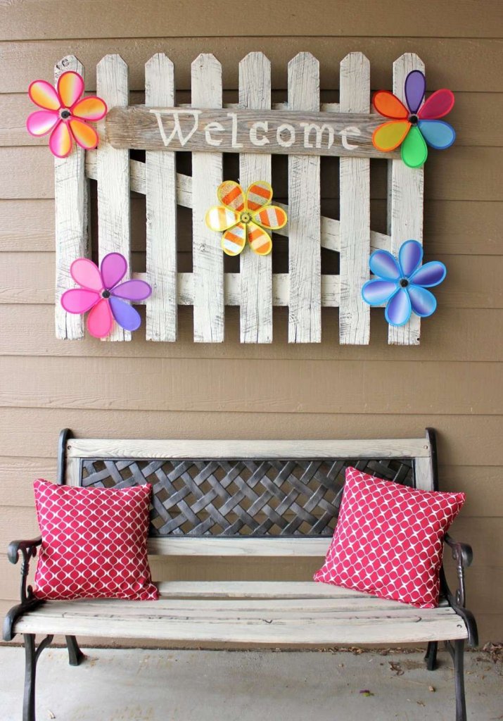 Front Porch Wall Decor Ideas