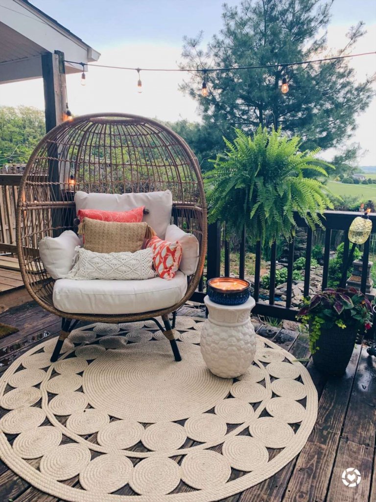 Balcony Rug Ideas