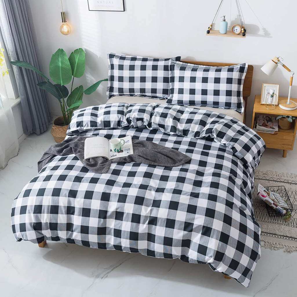 Gingham Bedroom Decorating Ideas