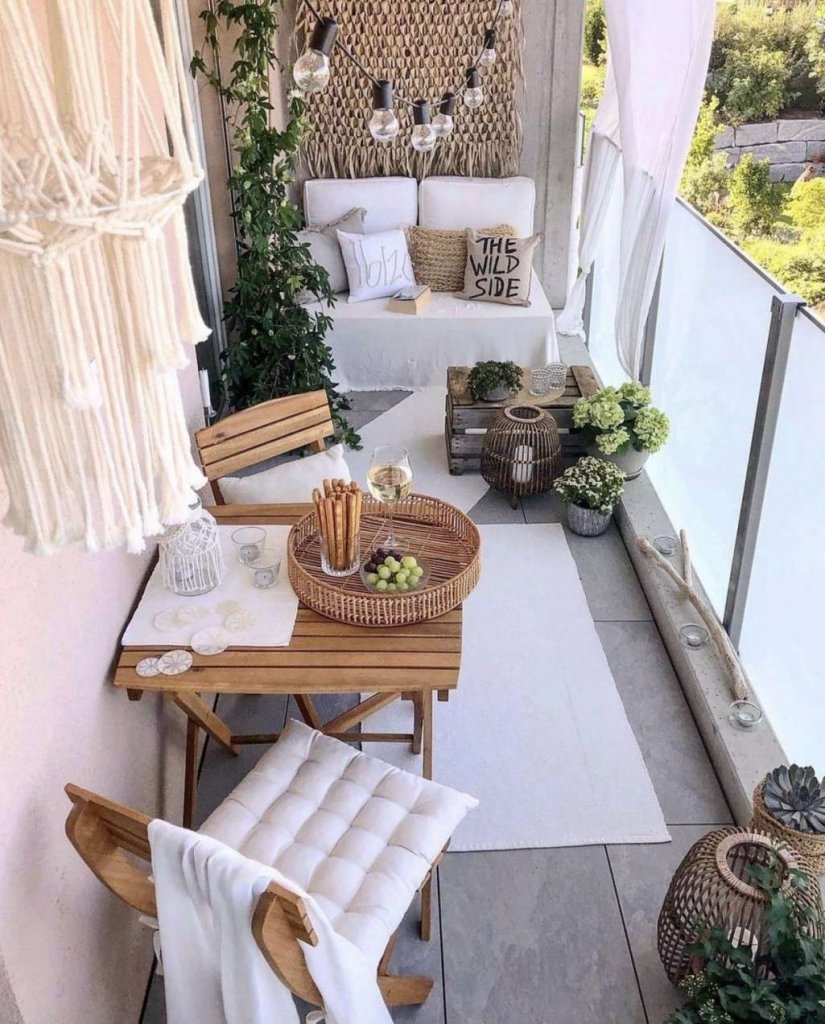 Balcony Rug Ideas