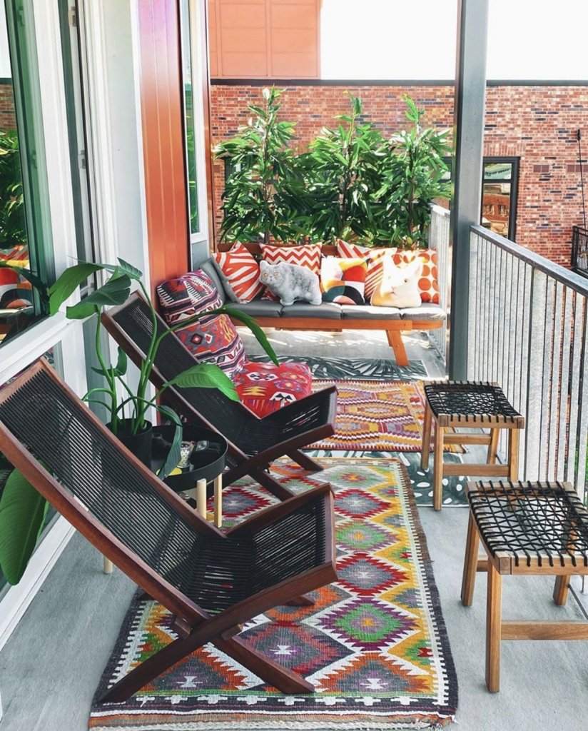 Balcony Rug Ideas