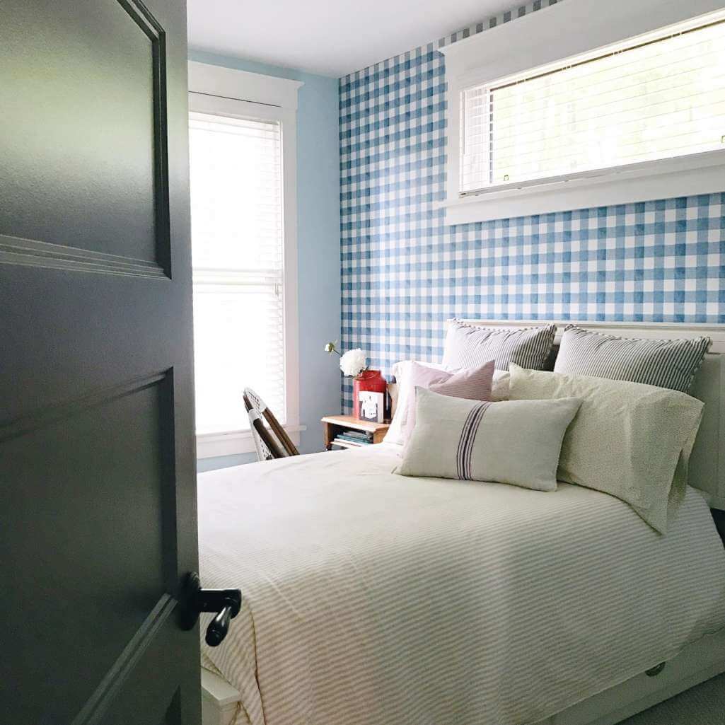 Gingham Bedroom Decorating Ideas