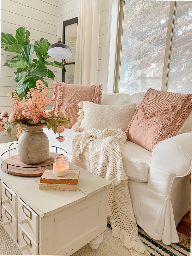 Spring Living Room Decorating Ideas