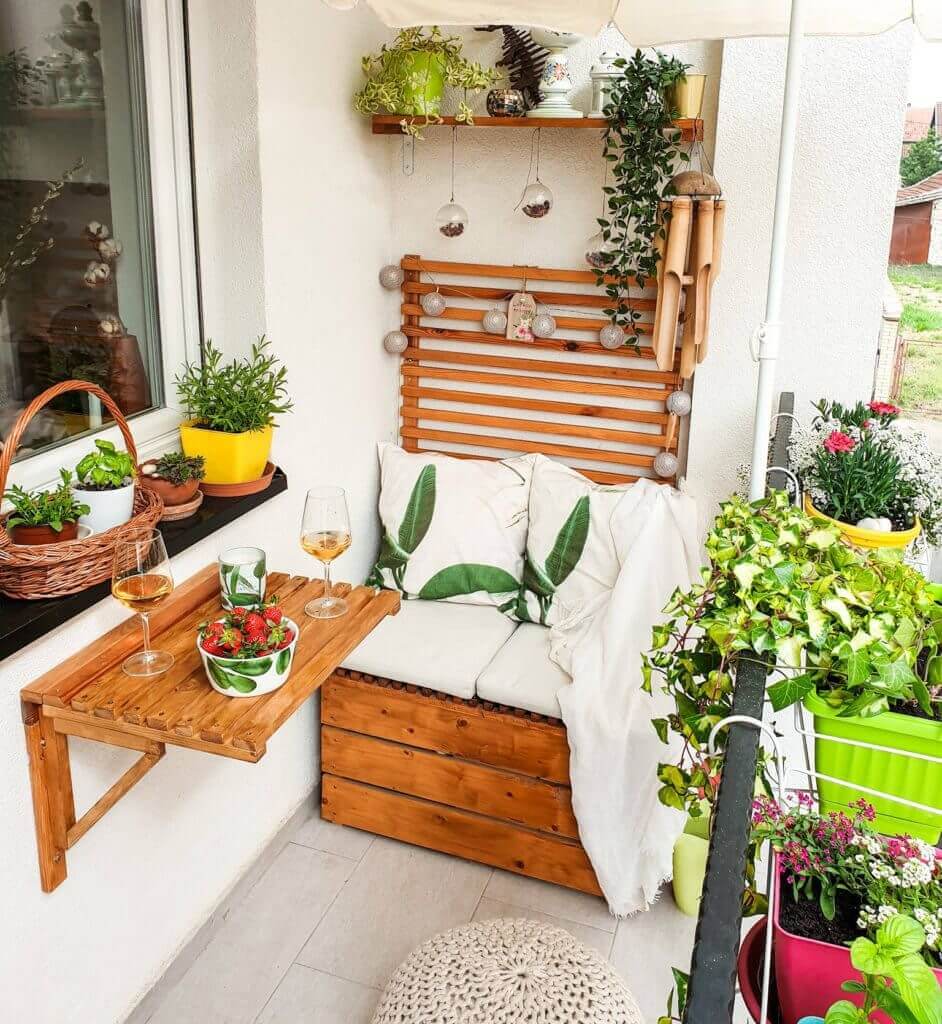 Spring Balcony Decor Ideas