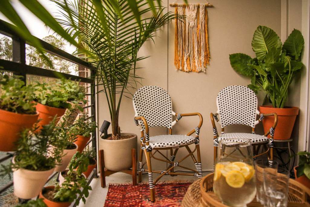 Spring Balcony Decor Ideas