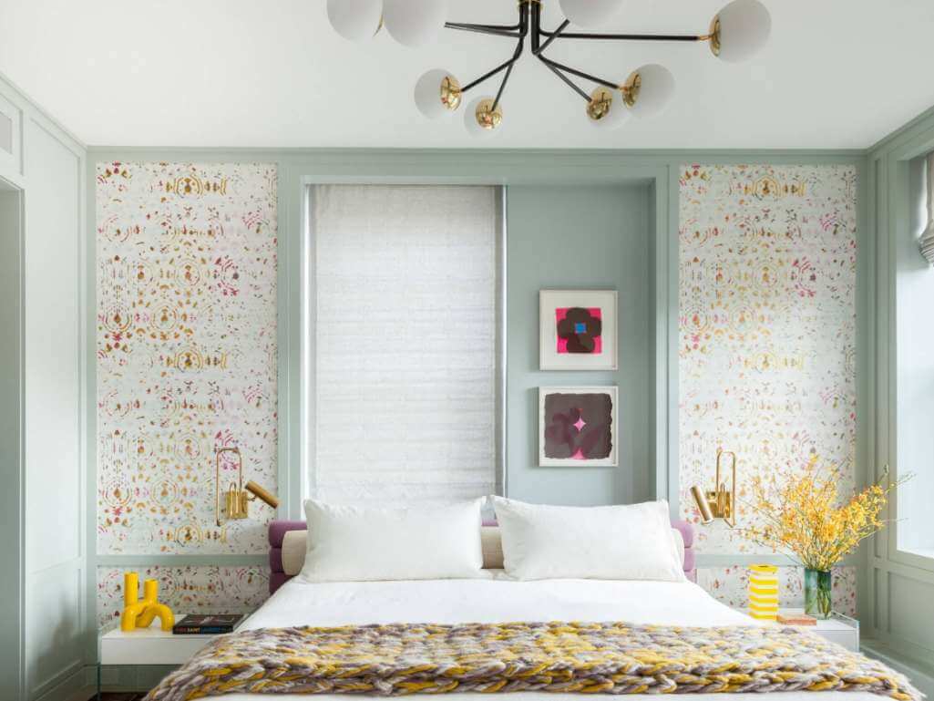 How to Decorate a Bedroom With Yellow