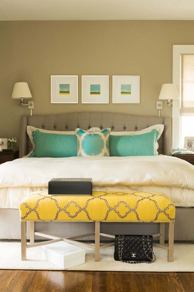 How to Decorate a Bedroom With Yellow