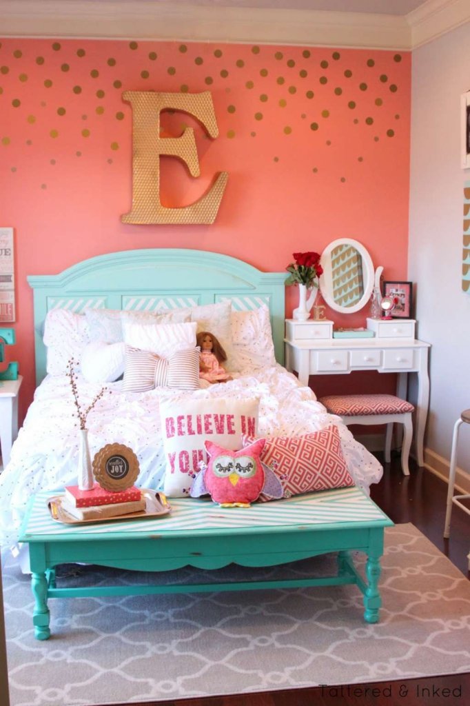 Kids room monogram 