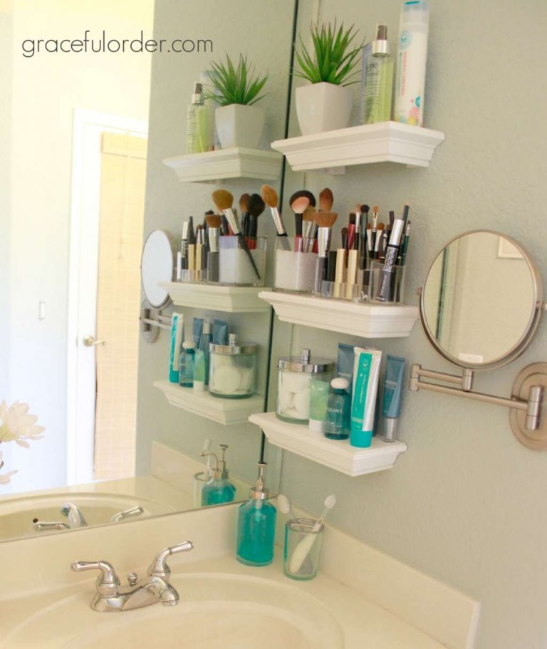 Storage Solutions for Bathrooms With No Counter Space