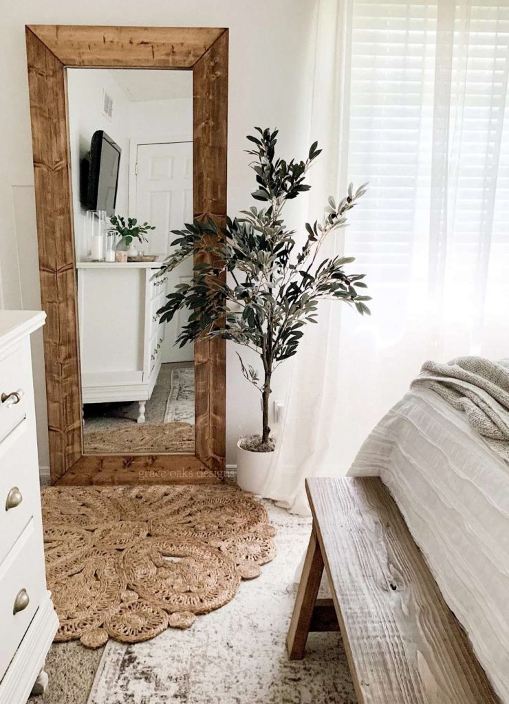 Ways to Style a Bedroom Mirror