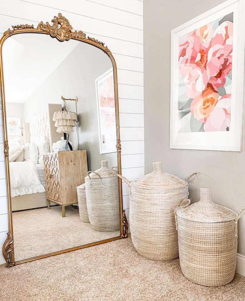 Ways to Style a Bedroom Mirror