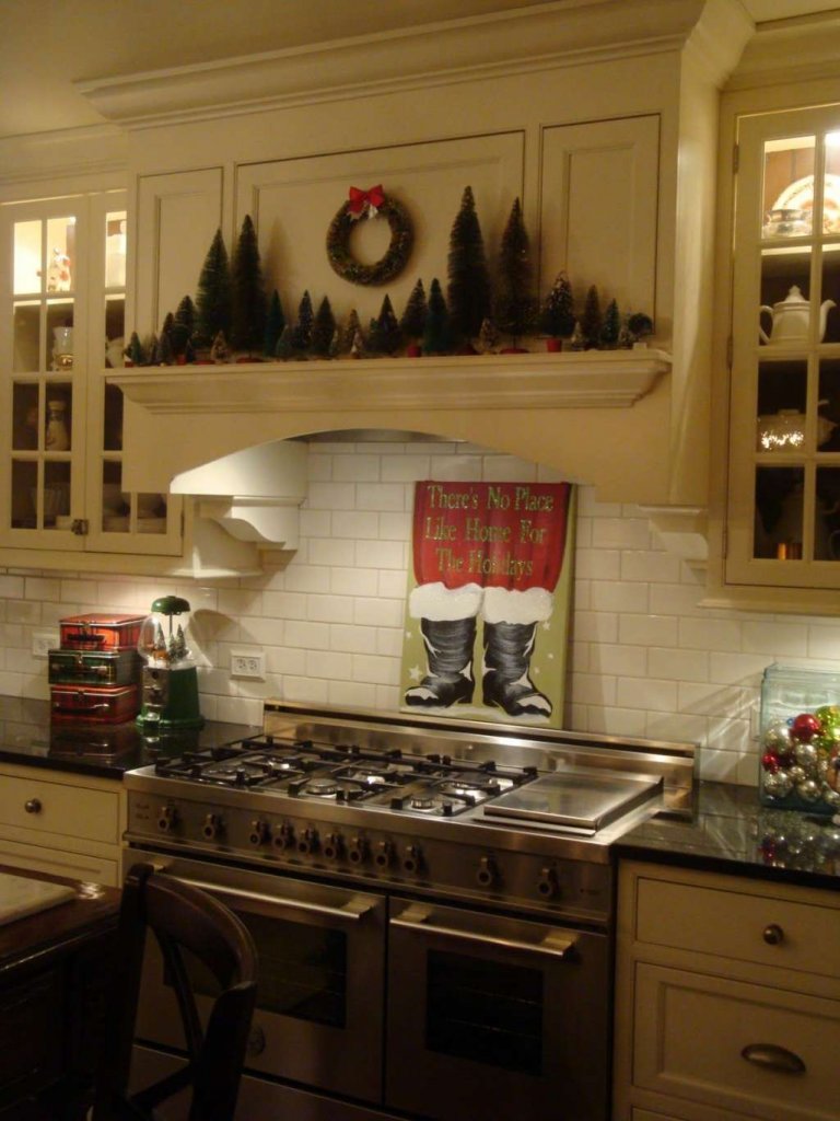 Kitchen Hood Christmas Decor