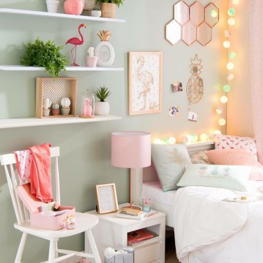 Ideas To Decorate Kids Room with String Lights