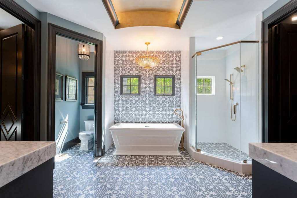 Ideas To Decorate The Bathtub Wall 